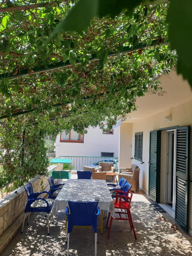 Apartment Ileana Trogir Bagian luar foto