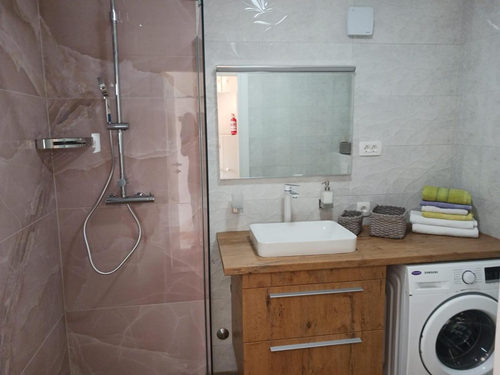 Apartment Ileana Trogir Bagian luar foto